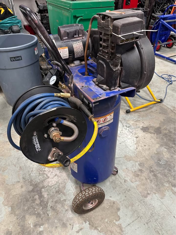 Campbell Hausfeld 5 HP Air Compressor with 26 Gallon Tank and 25 Ft Hose