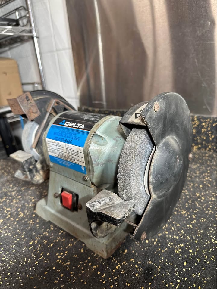 Delta 6” Bench Grinder
