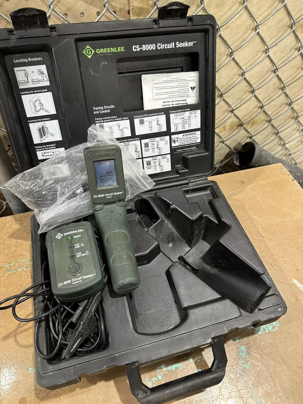 Greenlee CS-8000 Circuit Seeker Tracer Finder with Case