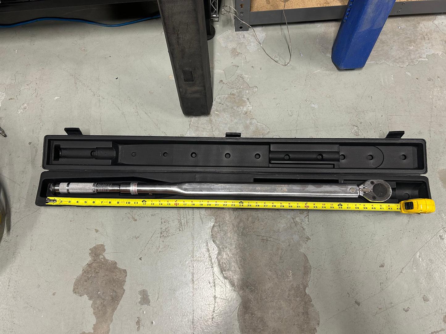 PTA Canada 3/4" Drive Torque Wrench with Case (T2998)