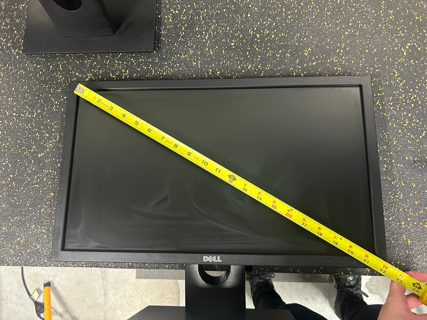 Dell 21.5" Full HD Widescreen, LED LCD Computer Monitor (Model E2216HV)