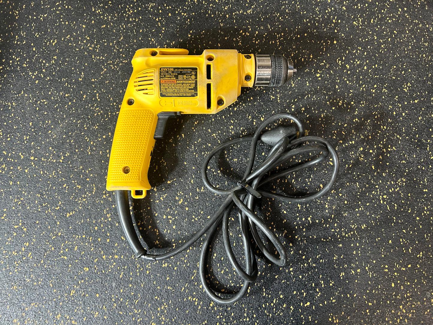 DEWALT DW106 3/8” (10mm) 5.4-Amp Corded Variable Speed Reversing (VSR) Pistol Grip Drill