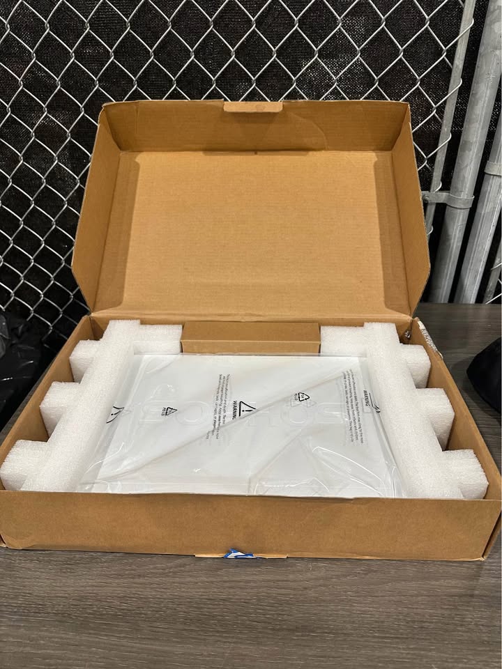 Sophos Switch CS-110-24 FP (24 ports)