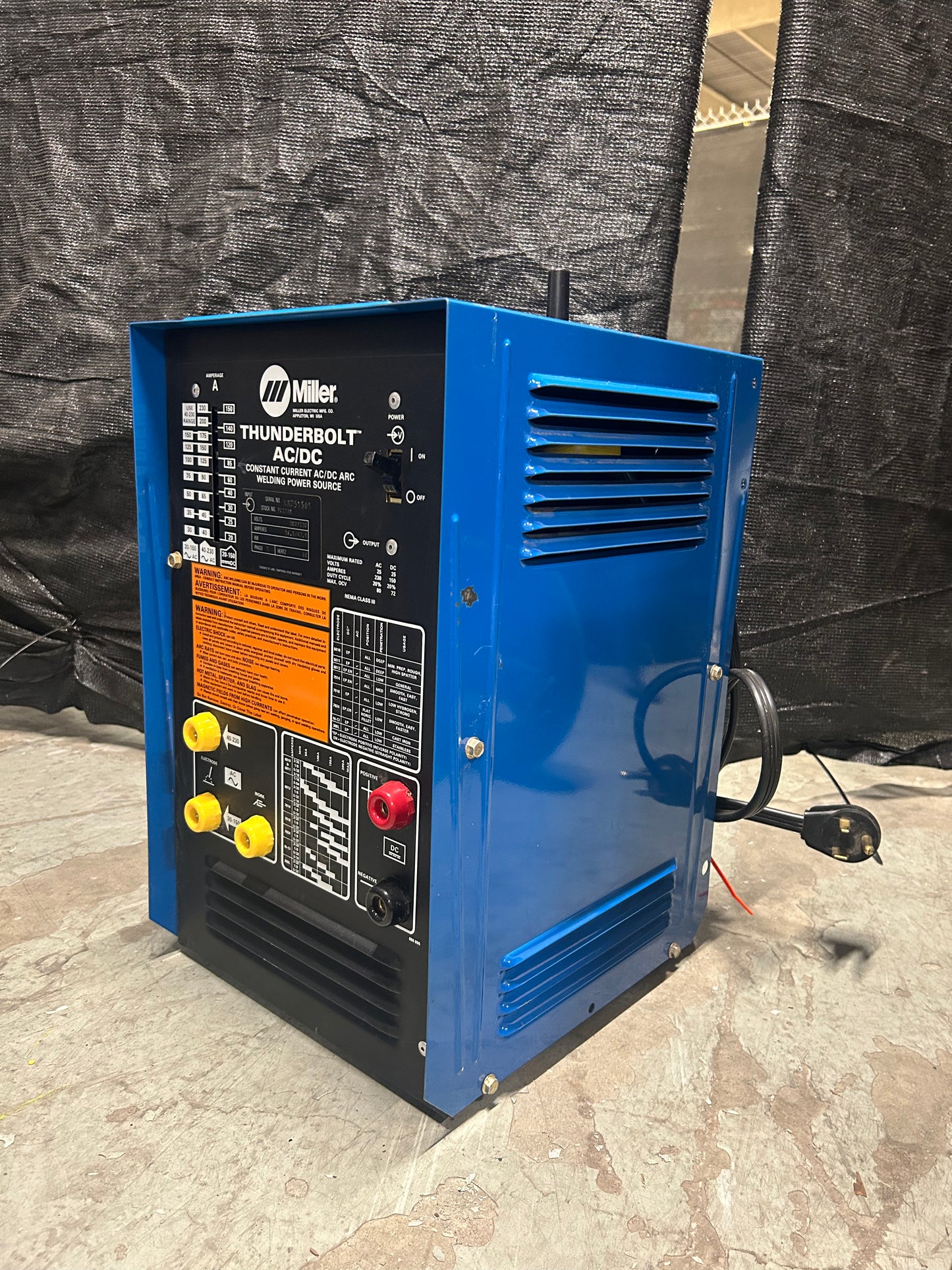 Miller Thunderbolt Constant Current AC/DC Arc Welding Power Source