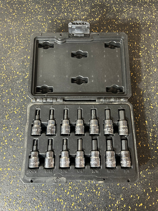 MAXIMUM Socket Set - 3/8” Drive 6 Point Hex Bit Sockets with Hard Case (14-piece set) – DURABLE