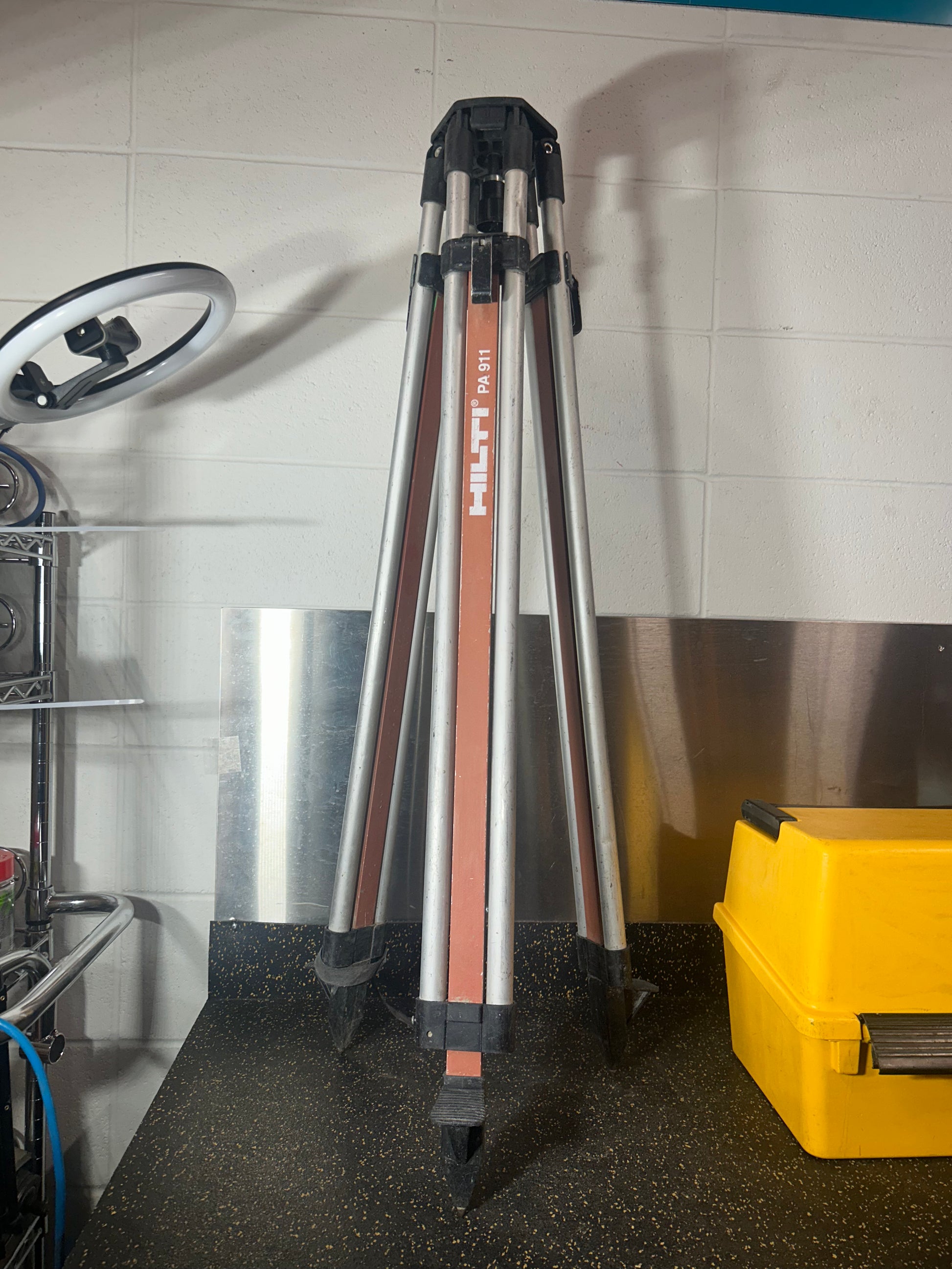 Spectra Precision LL500 Laser Level w/ LaserEye 1275 Laser Receiver & Tripod