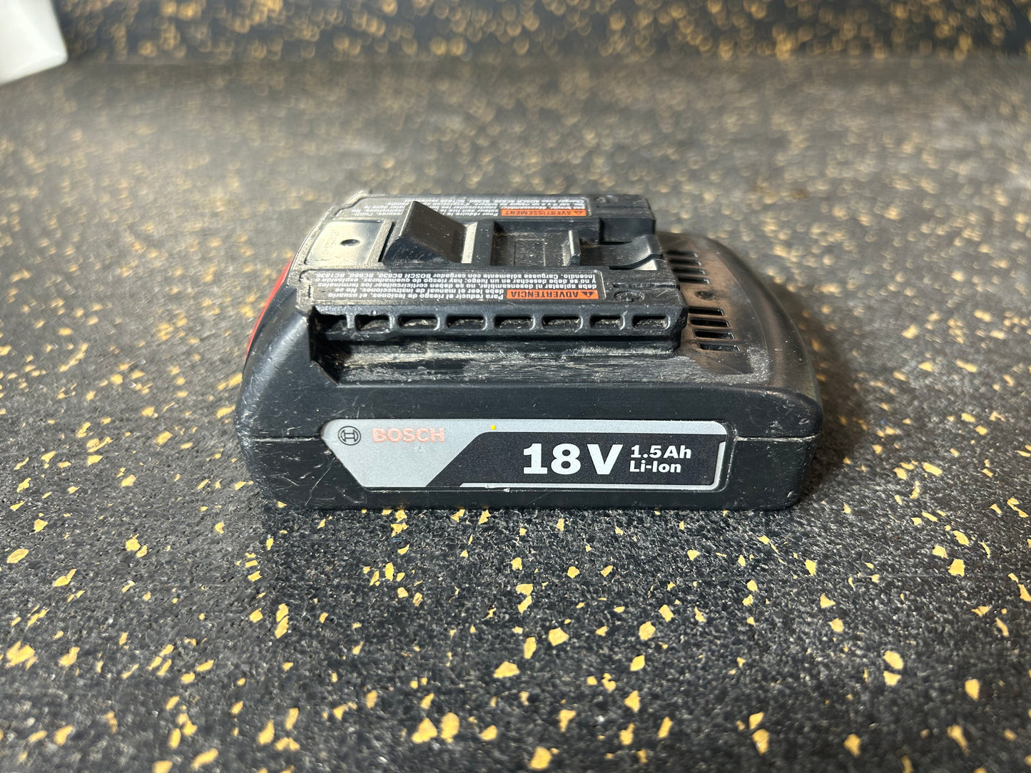 Bosch BAT611 (18V Lithium Ion 1.5Ah Battery) – POWERFUL & COMPACT 