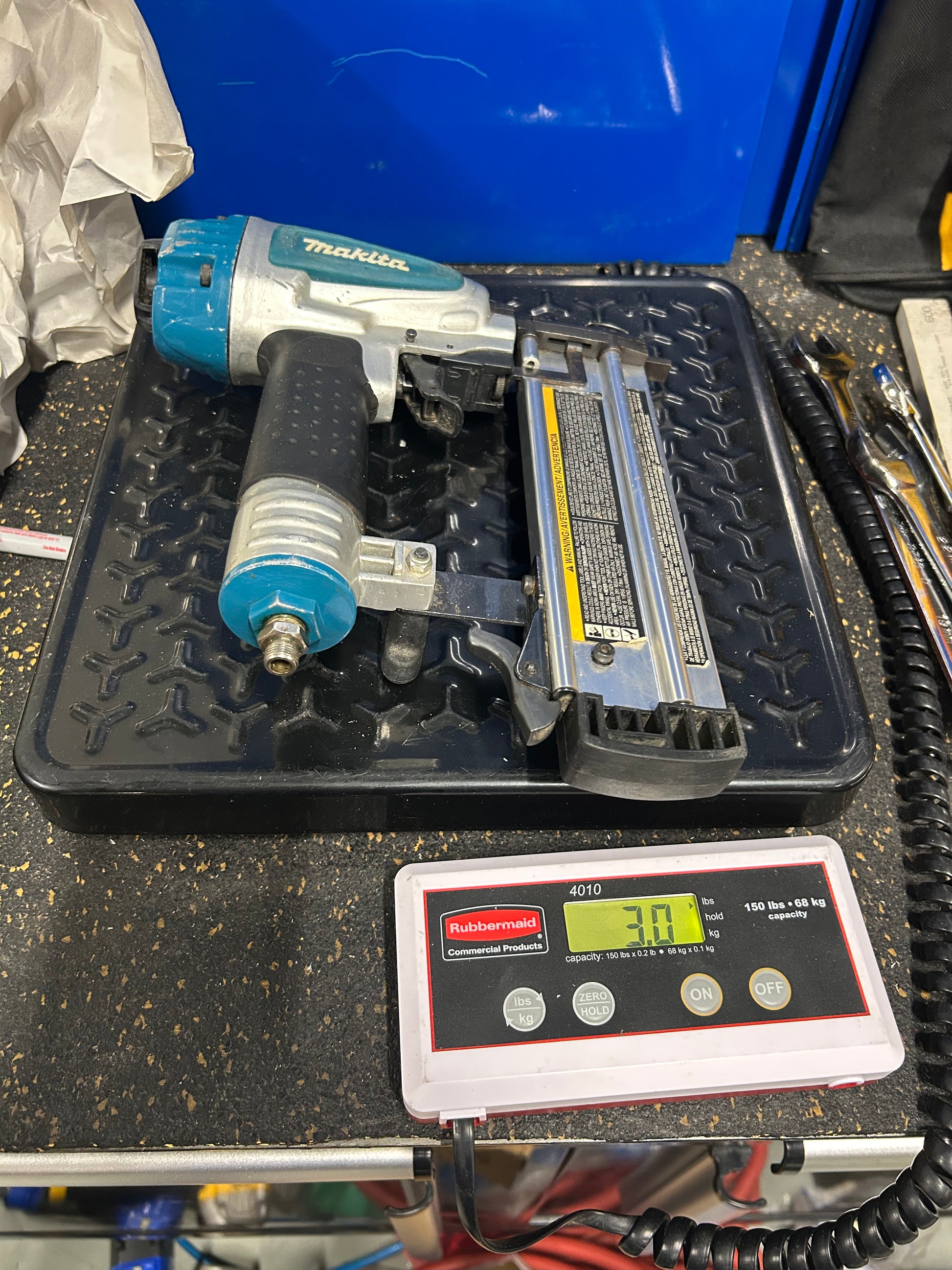 Makita AF505 2” 18-Gauge Lightweight Pneumatic Brad Nailer