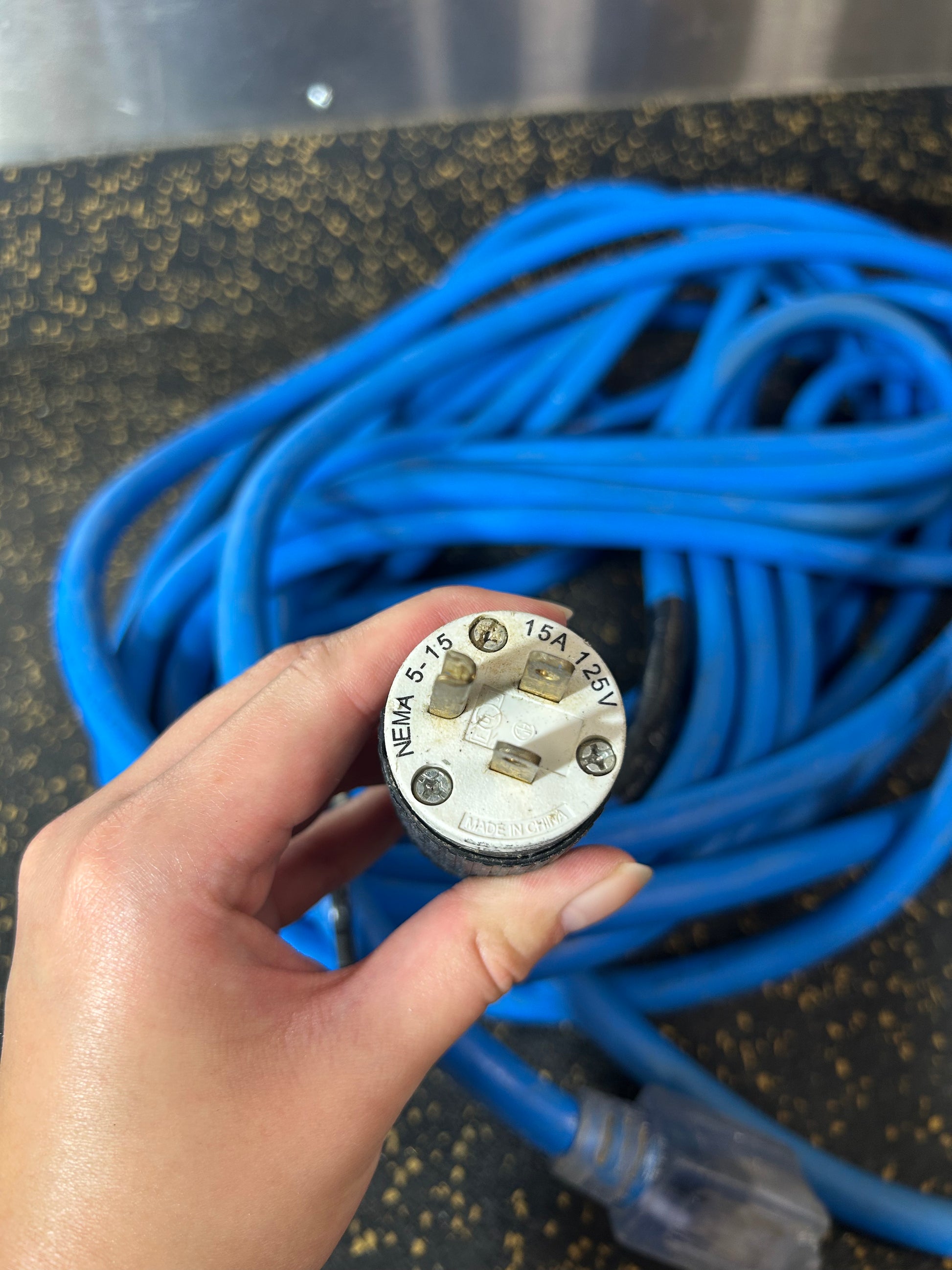 50-Foot Outdoor Extension Cord (3-Prong, 10 AWG, Water-Resistant)