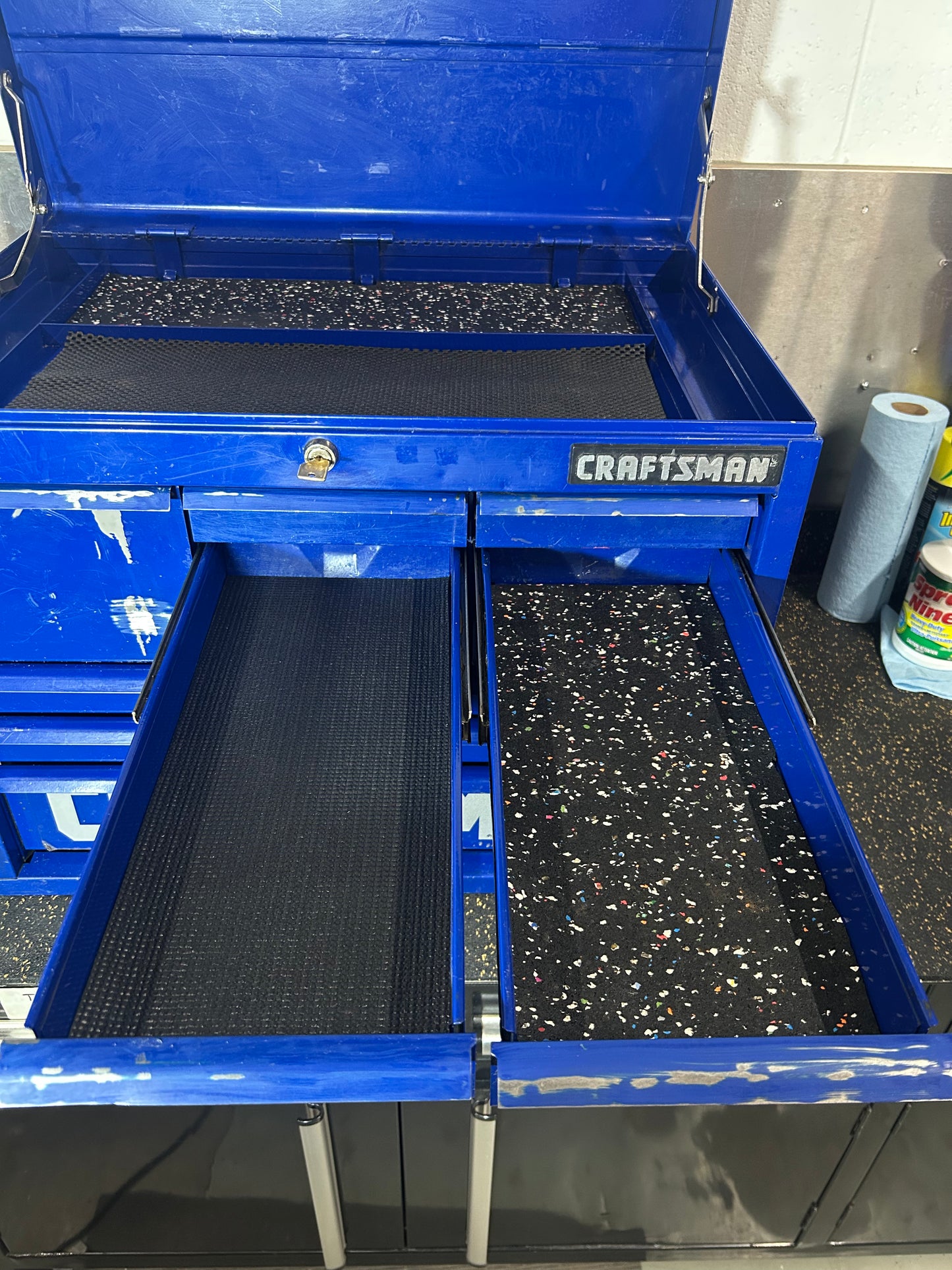 Craftsman Metal Tool Chest (Blue, 10 Drawers, 26”W x 18”D x 20.5”H)