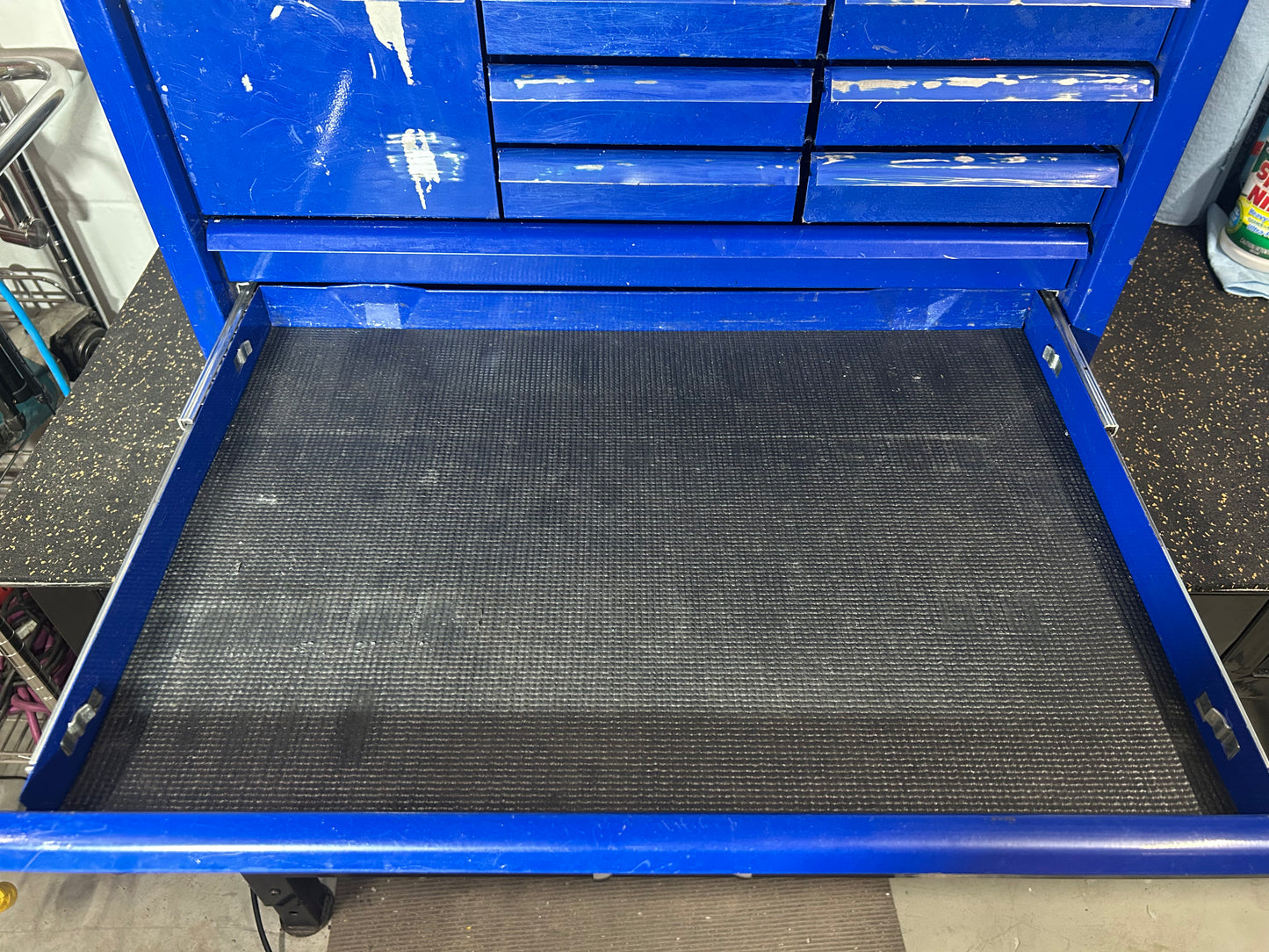 Craftsman Metal Tool Chest (Blue, 10 Drawers, 26”W x 18”D x 20.5”H)