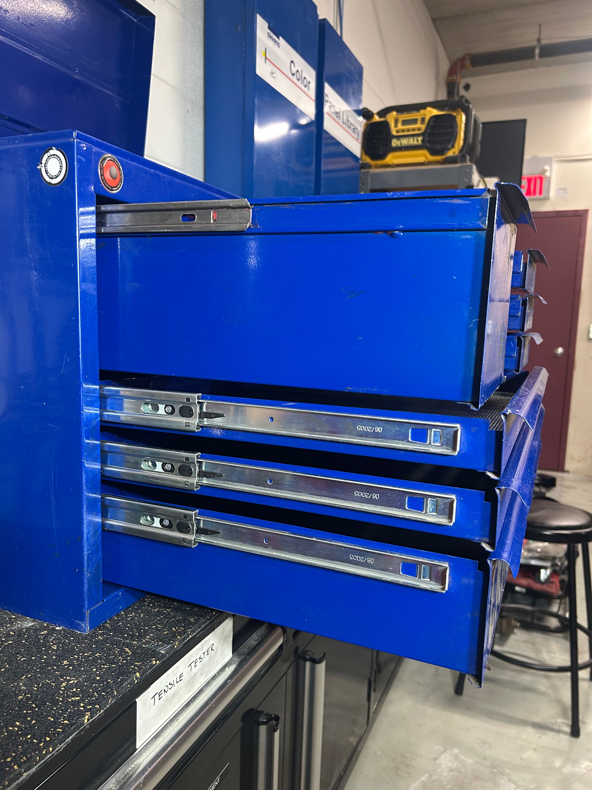 Craftsman Metal Tool Chest (Blue, 10 Drawers, 26”W x 18”D x 20.5”H)