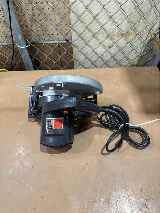 Skilsaw 7 1/4” Circular Saw - Heavy-Duty Power Tool for Contractors
