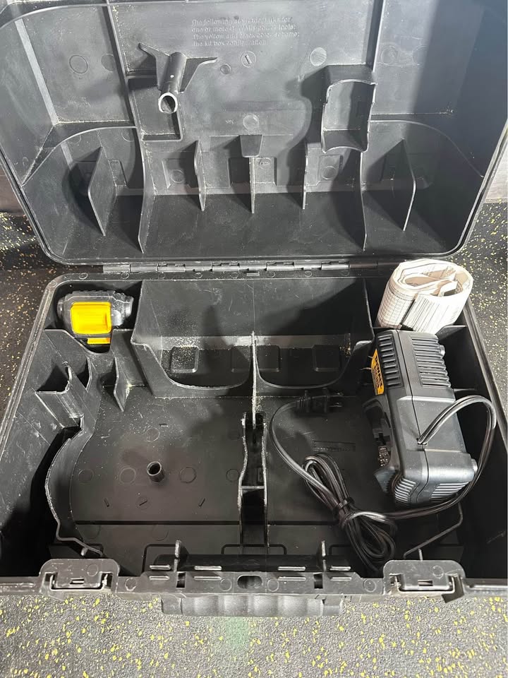 DeWalt 20V Max Cordless Circular Saw Kit 6.5"