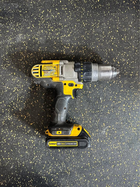 Dewalt 20V Max Cordless Drill Driver with 20V Max Battery