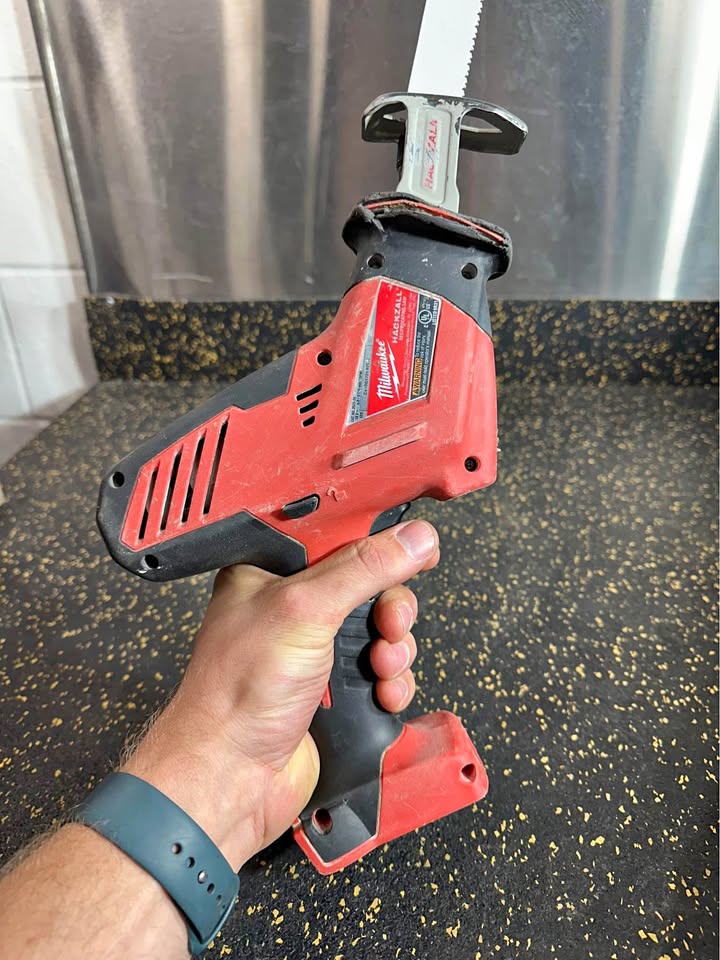 Milwaukee M18 Hackzall Reciprocating Saw with Multi-Material Wrecker Blade