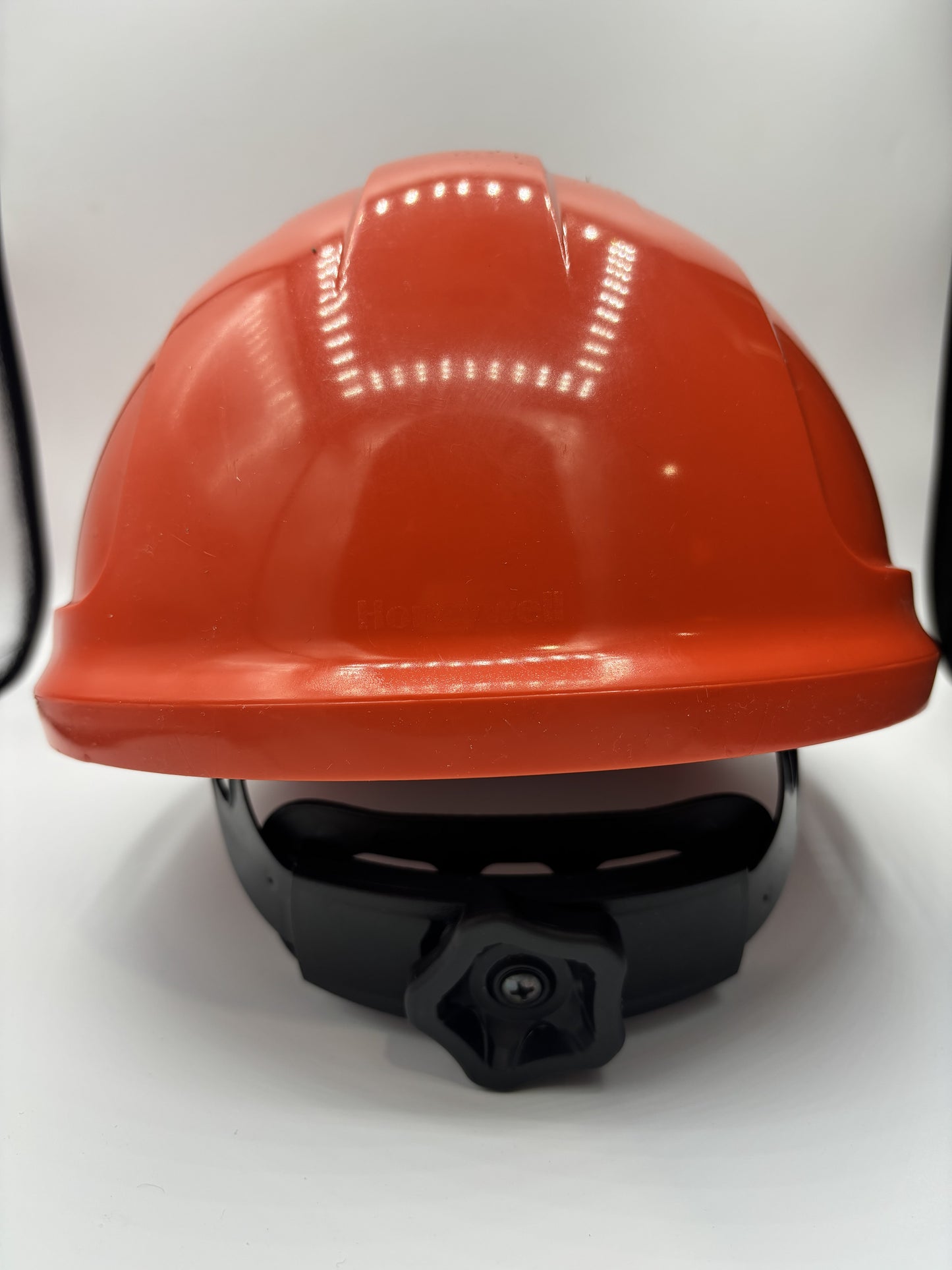 Honeywell North Zone Type I Class E Hard Hat– Ratchet Suspension (LM102043) - Belfor / Atco
