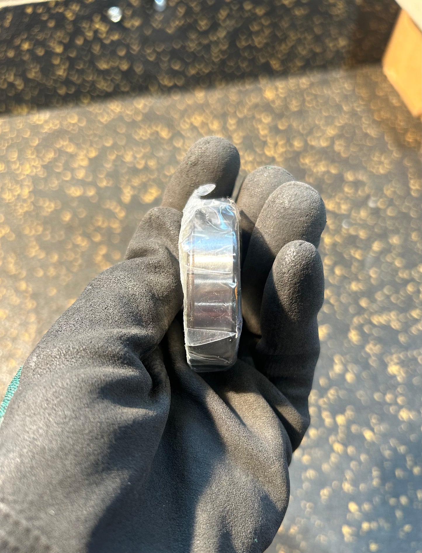 FAG Schaeffler Rubber Sealed Deep Groove Ball Bearing (C3 Clearance, Part # 6204-2RSR C3) - BRAND NEW