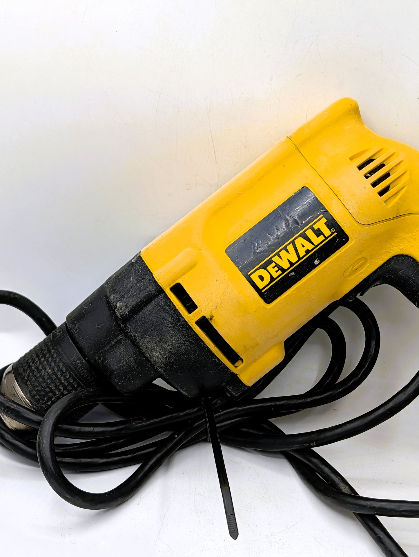 DEWALT DW222 3/8" 6.7A VSR Corded Drill w/ Keyless Chuck
